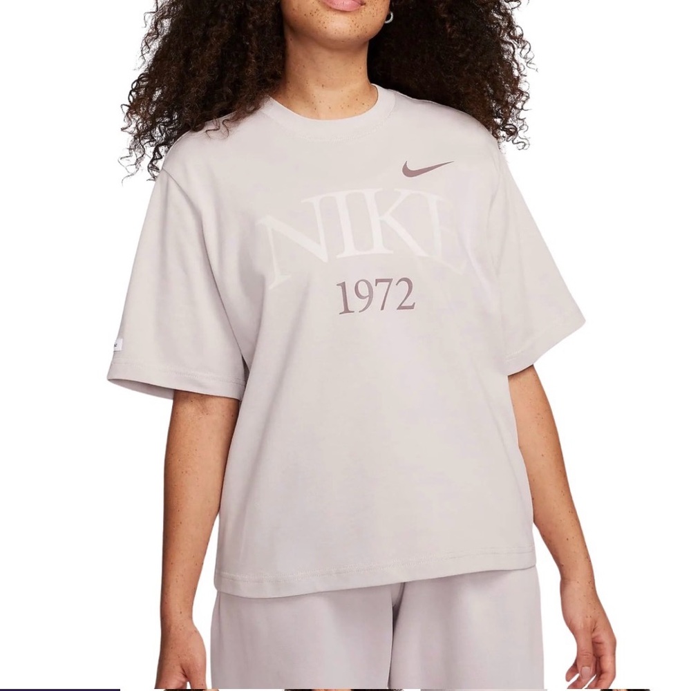Nike Graphic 1972 Tee with Mauve Swoosh